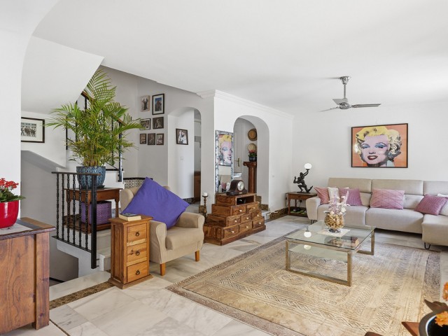 4 Bedrooms Townhouse in Manilva