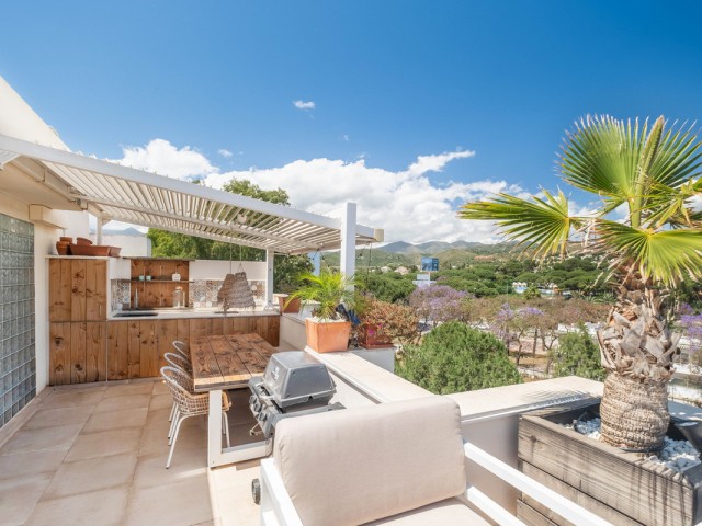 Huoneisto, Costabella, R5382958