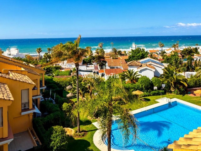 Huoneisto, Costabella, R5383816