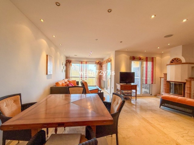 Huoneisto, Costabella, R5383816