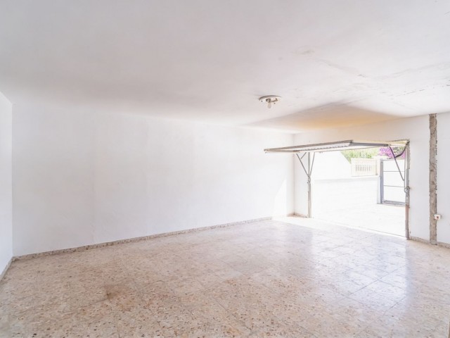 Maison mitoyenne avec 3 Chambres  à Torremuelle