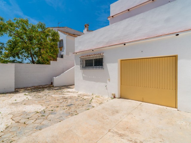 Maison mitoyenne avec 3 Chambres  à Torremuelle