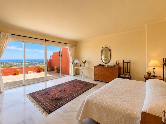 Kattohuoneisto, Monte Halcones, R5430502