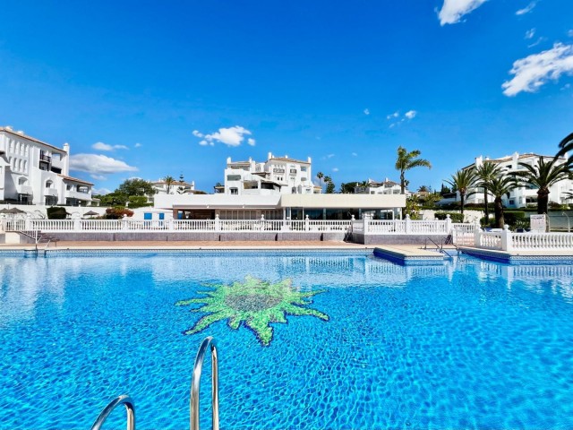 Apartment, Elviria, R5432239