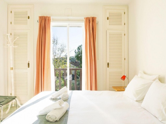 2 Bedrooms Apartment in Elviria