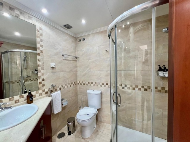 2 Bedrooms Apartment in Elviria