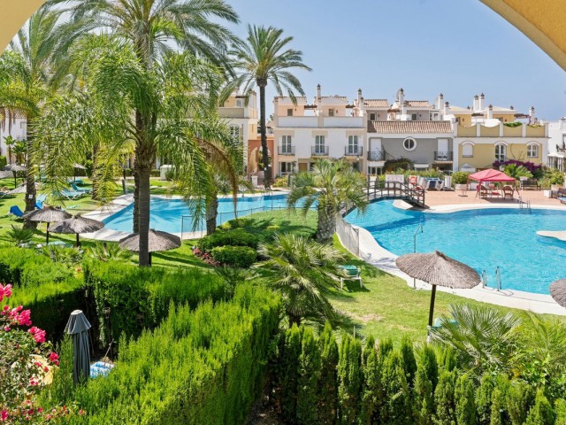 3 Makuuhuoneen Rivitalo Bahía de Marbella