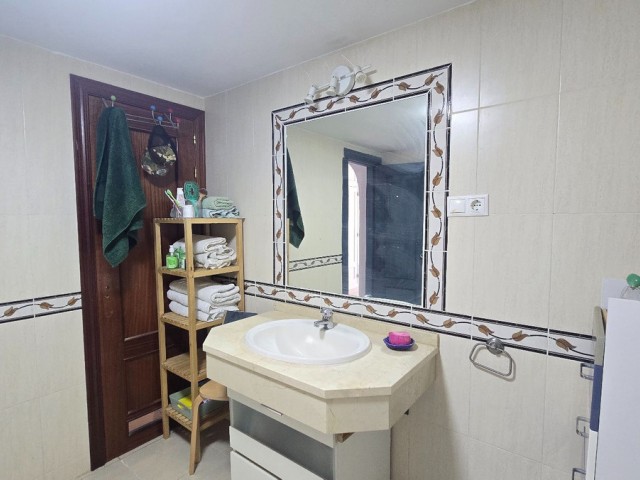3 Bedrooms Townhouse in Torrequebrada