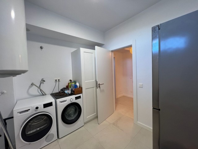 Maison mitoyenne avec 4 Chambres  à Ojén