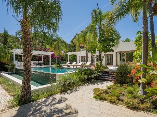 Villa, Las Brisas, R5435440