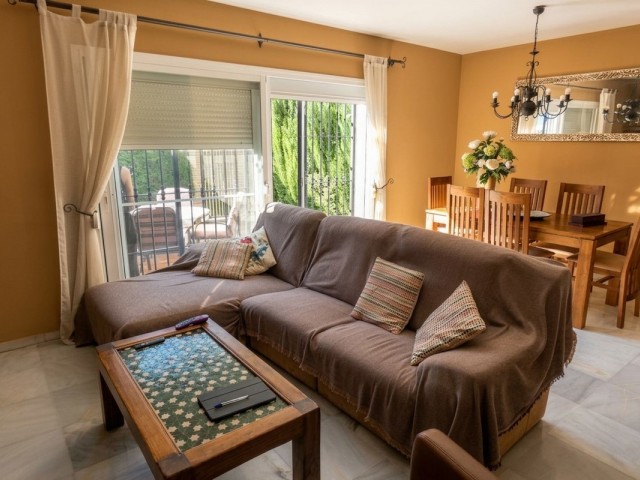 Maison mitoyenne, Rio Real, R5407186