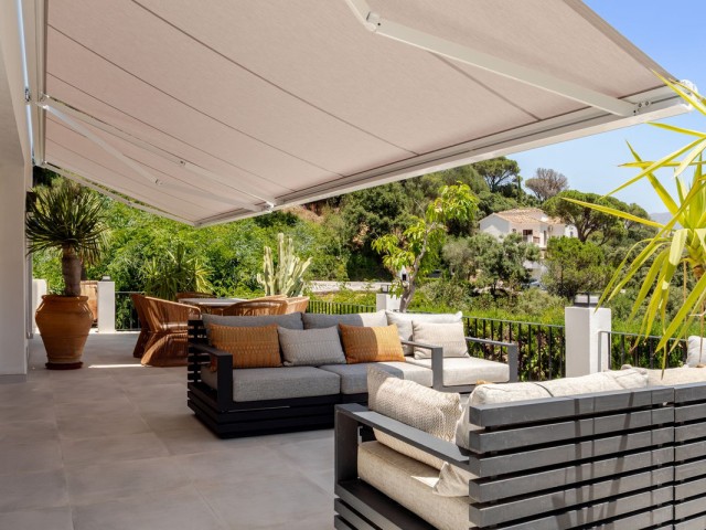 Villa avec 5 Chambres  à El Madroñal