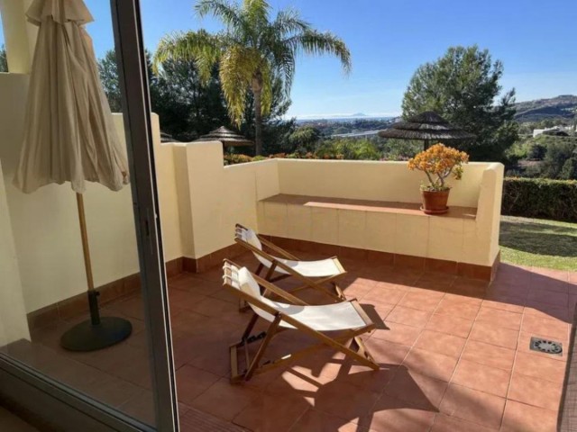 Apartment, Benahavis, R5435071