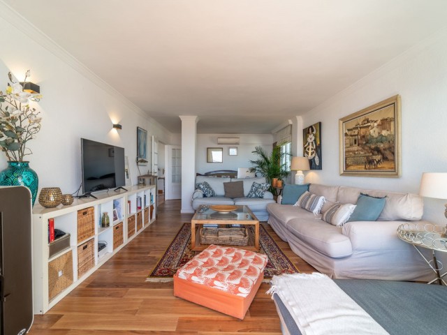 4 Soveroms Leilighet i Benalmadena Pueblo