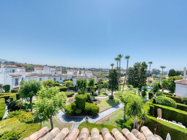 Maison mitoyenne avec 3 Chambres  à Bel Air