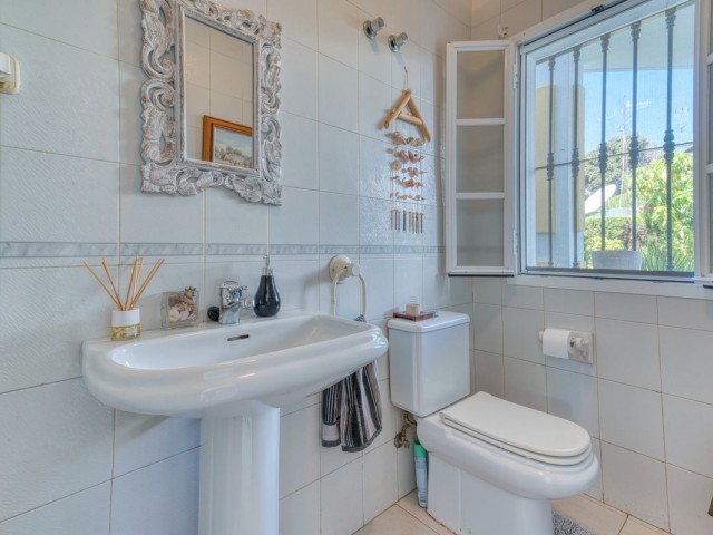 Maison mitoyenne avec 3 Chambres  à Bel Air