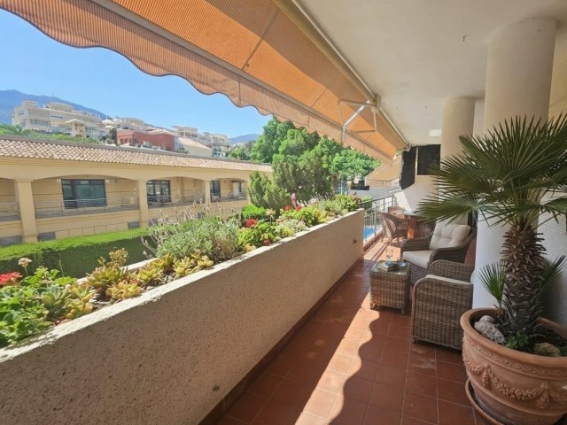 Apartment, Torrequebrada, R5430148