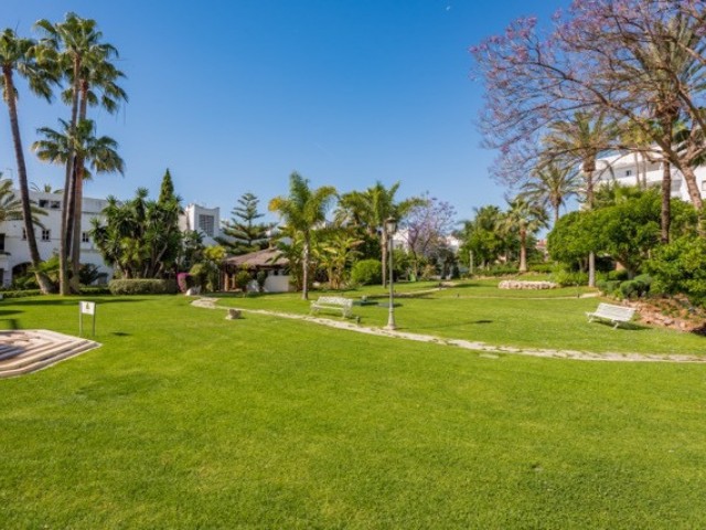 2 Bedrooms Apartment in The Golden Mile
