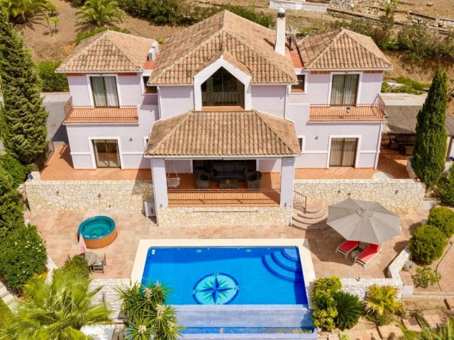 Villa, Valtocado, R5441932