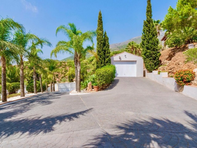 Villa avec 3 Chambres  à Valtocado