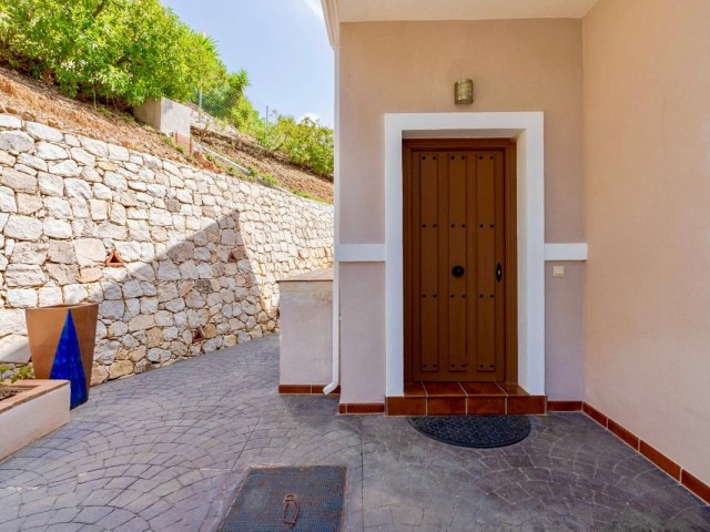 Villa avec 3 Chambres  à Valtocado