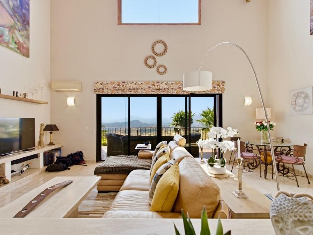 Villa avec 3 Chambres  à Valtocado