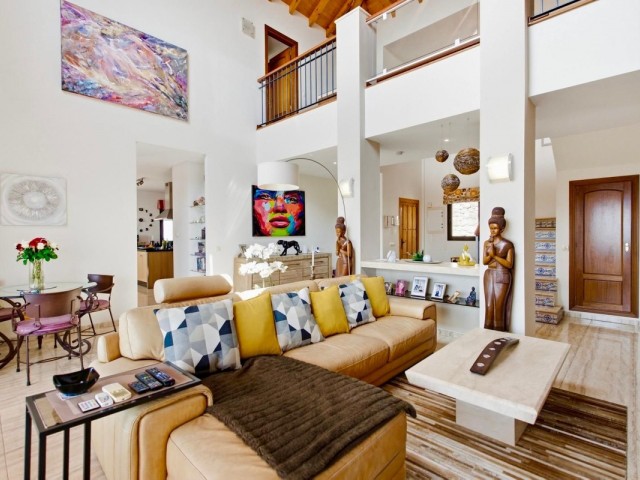Villa avec 3 Chambres  à Valtocado