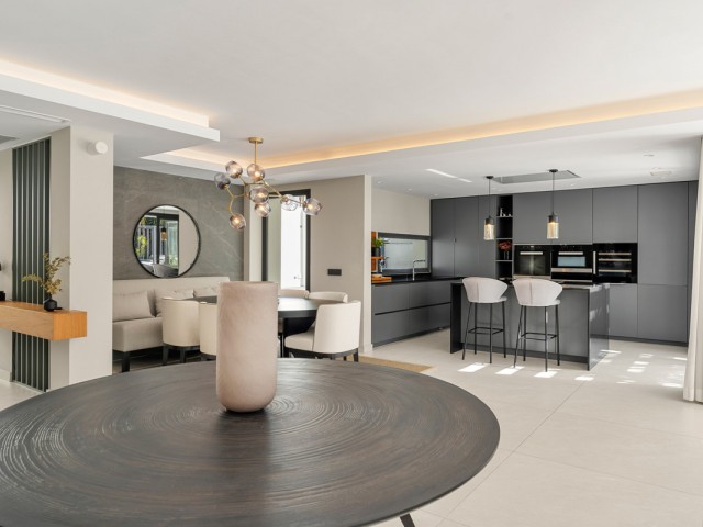 Villa avec 4 Chambres  à Las Brisas
