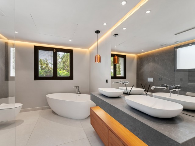 Villa avec 4 Chambres  à Las Brisas