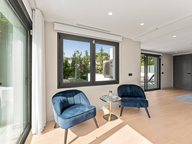 Villa avec 4 Chambres  à Las Brisas