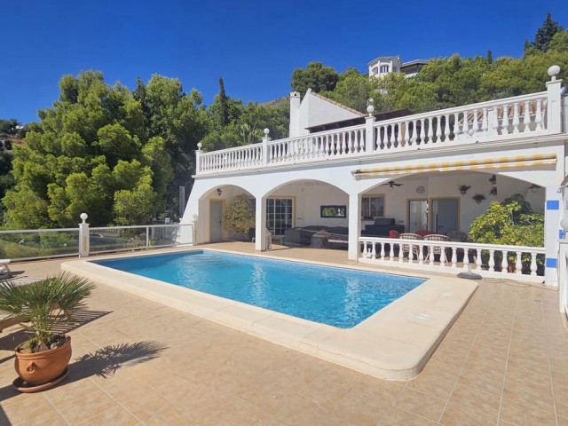 Villa, Valtocado, R5439583