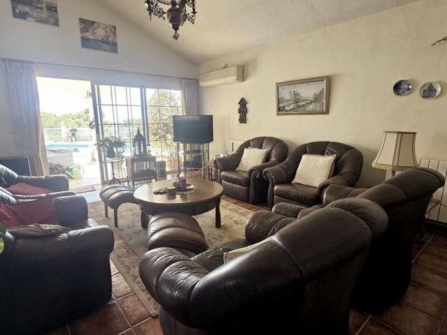 Villa avec 3 Chambres  à Valtocado