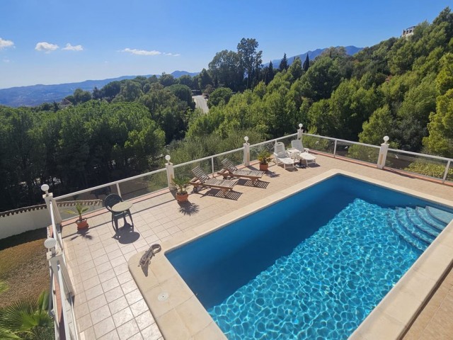 Villa avec 3 Chambres  à Valtocado