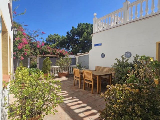 Villa avec 3 Chambres  à Valtocado