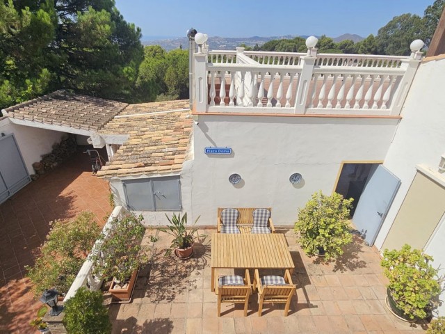 Villa avec 3 Chambres  à Valtocado