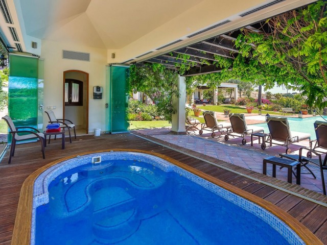 7 Makuuhuoneen Huvila Sotogrande Alto