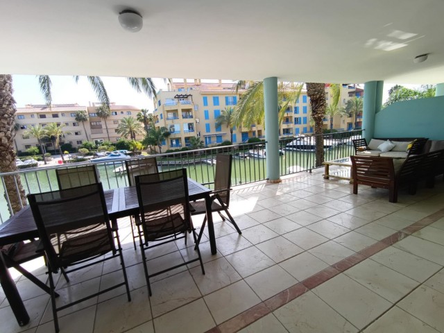 Appartement, Sotogrande Marina, R5440585