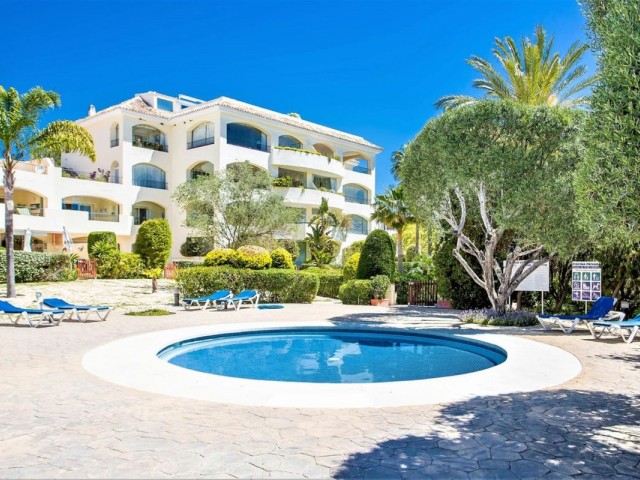 Huoneisto, Bahía de Marbella, R5444026