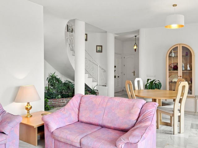 4 Schlafzimmer Villa in Valtocado