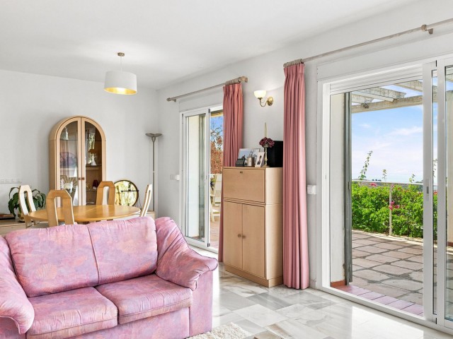 4 Schlafzimmer Villa in Valtocado