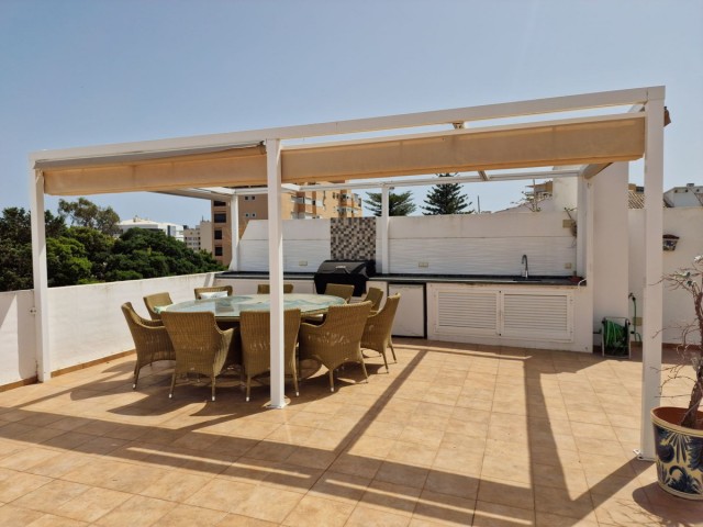 4 Schlafzimmer Apartment in La Carihuela