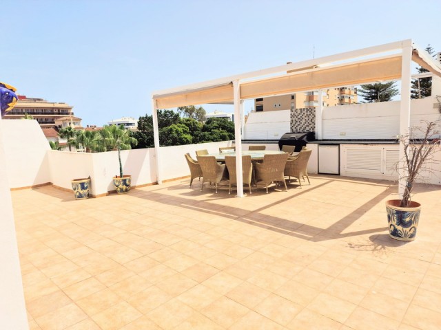 4 Schlafzimmer Apartment in La Carihuela