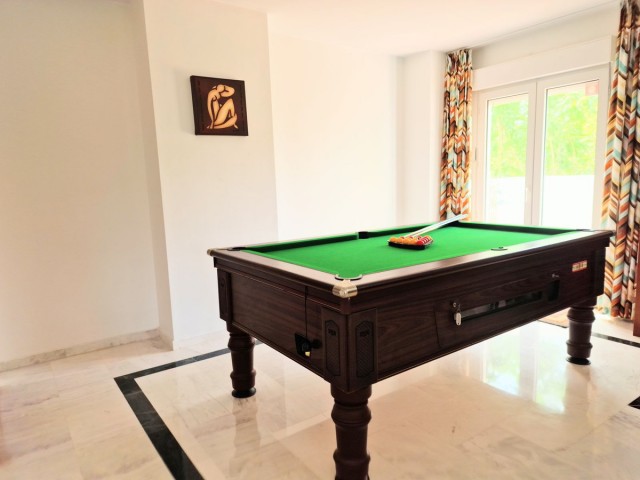 4 Schlafzimmer Apartment in La Carihuela