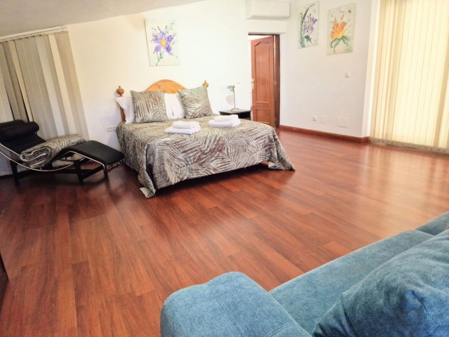4 Schlafzimmer Apartment in La Carihuela