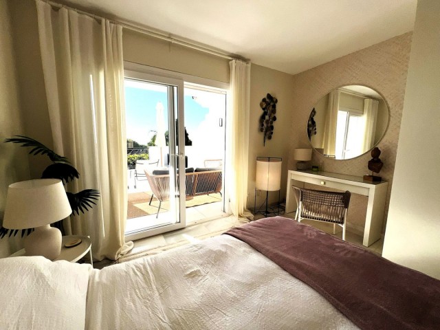 Apartment, El Paraiso, R5444932
