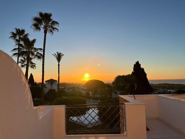 Apartment, El Paraiso, R5444932