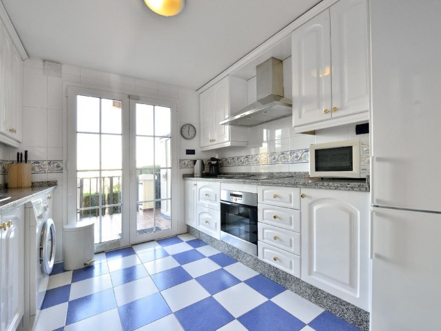 3 Bedrooms Townhouse in Torrequebrada