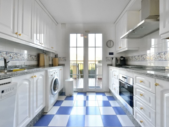 3 Bedrooms Townhouse in Torrequebrada