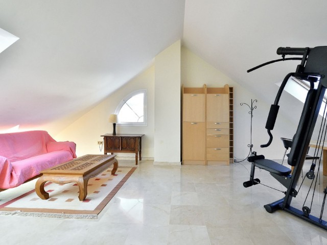 3 Bedrooms Townhouse in Torrequebrada