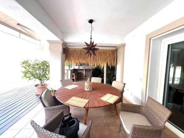 Villa avec 6 Chambres  à Sierrezuela